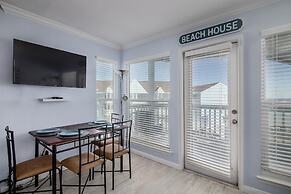 Seascape 1314 1 Bedroom Condo by RedAwning