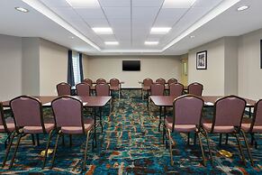 Candlewood Suites Louisville - NE Downtown Area by IHG