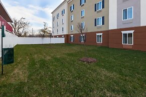 Candlewood Suites Louisville - NE Downtown Area by IHG