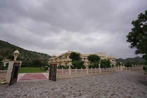 Hotel Raj Bagh Palace