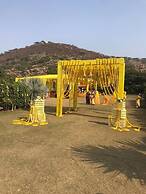 Hotel Raj Bagh Palace