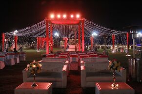 Hotel Raj Bagh Palace
