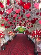 Hotel Raj Bagh Palace