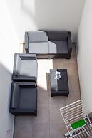 Centric and Modern Apartment Close to Amenities