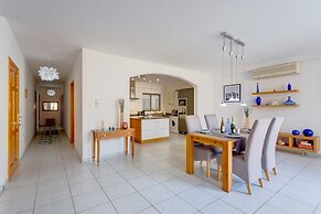 Fort St Angelo Mansions, Harbour Views Apartment