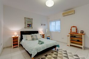 Fort St Angelo Mansions, Harbour Views Apartment