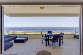 Luxury Seafront Oasis in Central Sliema with Pool