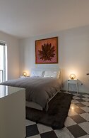 Modern-luxury in Tigne Point w Pool, Best Location