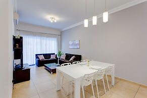 Gorgeous Apartment With Terrace in Fort Cambridge, Pool