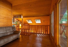 Sasayakanaouchi Sasage