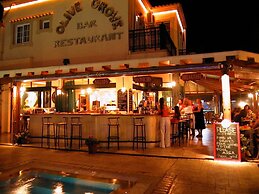Olive Grove Hotel