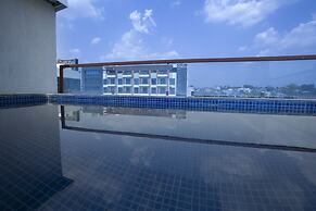 Skyline Resort & Convention Centre