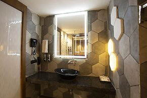 Skyline Resort & Convention Centre