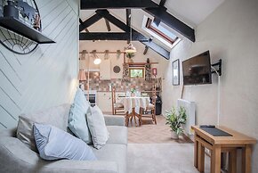 The Loft - 1 Bedroom Apartment