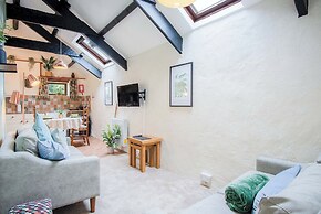 The Loft - 1 Bedroom Apartment