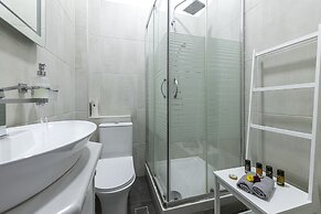 Comfort Stay Athens Airport Hotel - FREE shuttle from and to the airpo