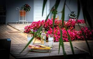Comfort Stay Athens Airport Hotel - FREE shuttle from and to the airpo