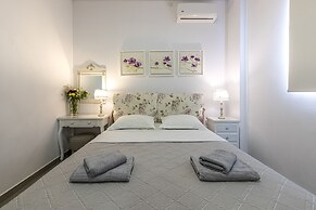 Comfort Stay Athens Airport Hotel - FREE shuttle from and to the airpo
