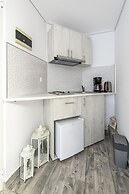 Comfort Stay Athens Airport Hotel - FREE shuttle from and to the airpo