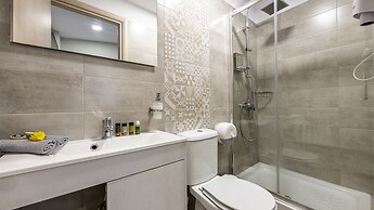 Comfort Stay Athens Airport Hotel - FREE shuttle from and to the airpo