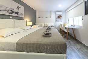Comfort Stay Athens Airport Hotel - FREE shuttle from and to the airpo