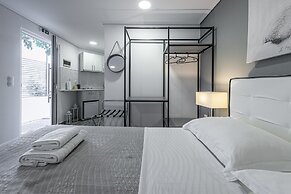 Comfort Stay Athens Airport Hotel - FREE shuttle from and to the airpo
