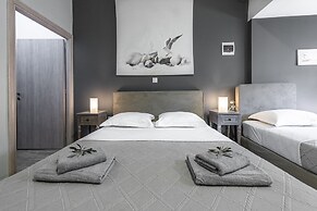 Comfort Stay Athens Airport Hotel - FREE shuttle from and to the airpo