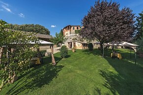 Villa e Fattoria di Radi