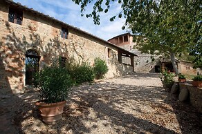 Villa e Fattoria di Radi