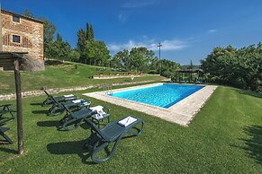 Villa e Fattoria di Radi