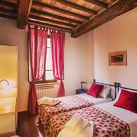 Villa e Fattoria di Radi