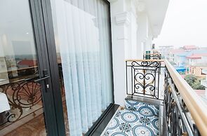 Paragon Noi Bai Hotel and Pool