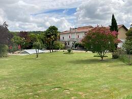 Le Relais De La Tour