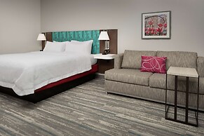 Hampton Inn & Suites Charlotte Airport Lake Pointe