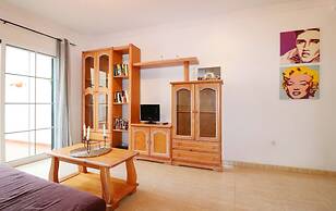 1147 Apartment Alazan