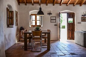 1145 Cortijo la Perla