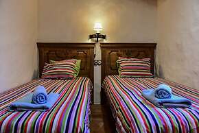 1145 Cortijo la Perla