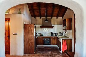 1145 Cortijo la Perla