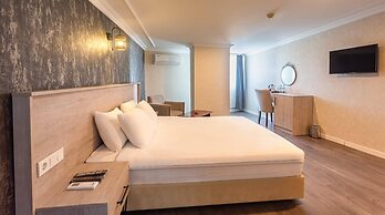 Marina Park Hotel