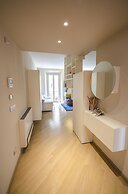 Luxury 65mq Under the 2 Towers