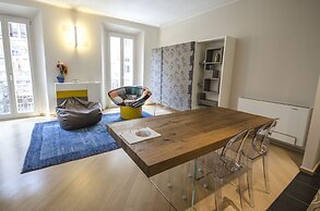 Luxury 65mq Under the 2 Towers