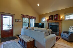 Wild Meadow 30 Day Minimum 4 Bedroom Home by RedAwning