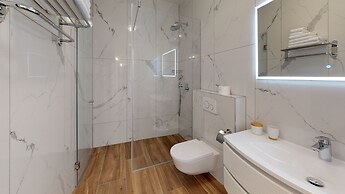 Chrysanta Apartments