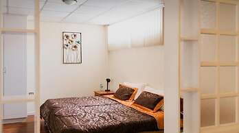 Mariscal Inn & Suites