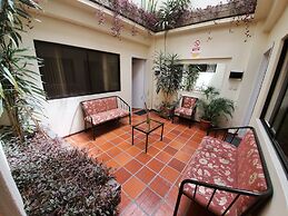 Mariscal Inn & Suites