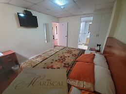 Mariscal Inn & Suites