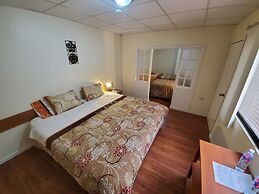 Mariscal Inn & Suites