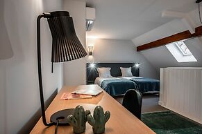 La Grange des Pères