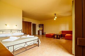 Onar Mani Suites