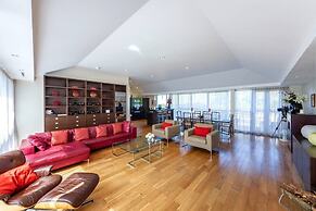 Skyview Penthouse - New Town